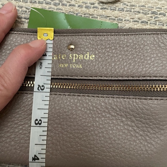 Kate Spade wallet with wristband NWT - Picture 6 of 6